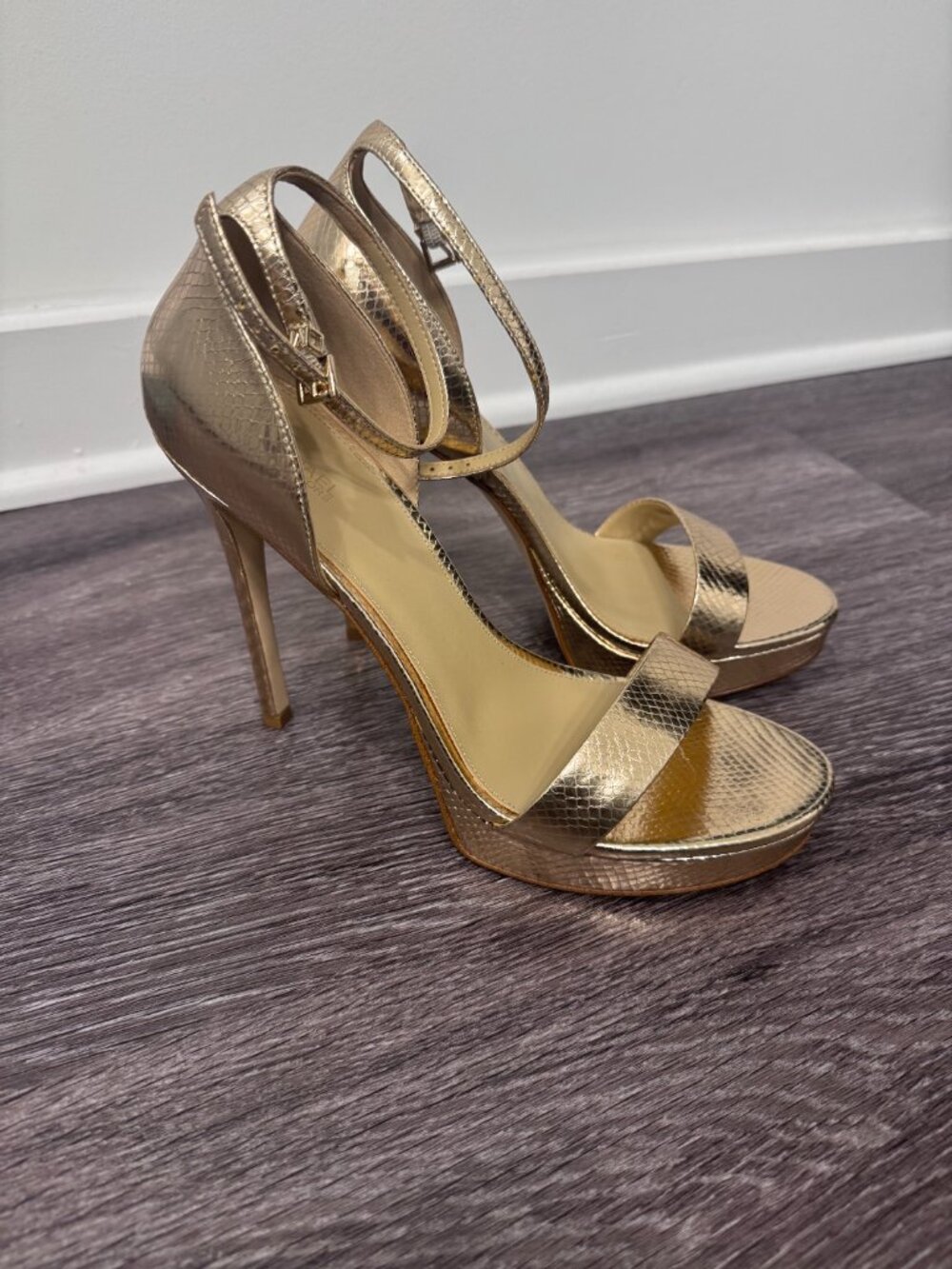 Michael Kors Gold Textured Heels Size 11 Ankle Strap Stiletto Sandals - Picture 5 of 9